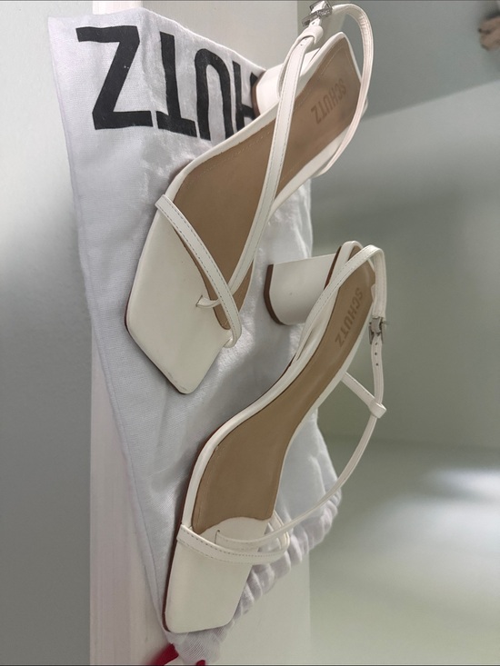SCHUTZ Shoes - SCHUTZ White Strappy Square-Toe Block Heel Sandals